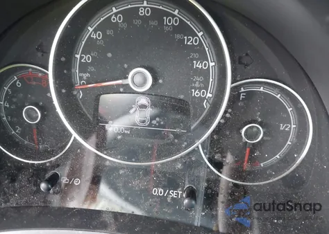 2019 Volkswagen Beetle 2.0T Final Edition Se/2.0T Final Edition Sel/2.0T S/2.0T Se z USA, uszkodzony, nr VIN 3VW5DAAT3KM504970